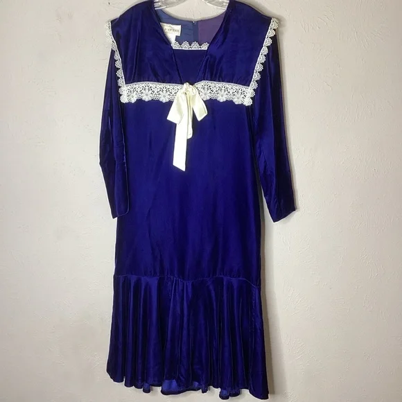 sachin and babi light blue dress ME+EM | Dresses | Meem Womens Velvet Dress Size 8 Black Drop Waist Flounce  Hem Sleeveless Zip main image 1